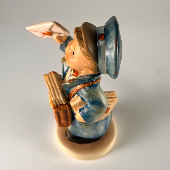 Vtg Goebel Hummel Figurine Postman W. Germany TMK6 Signed '83 #119 - Picture 5 of 14